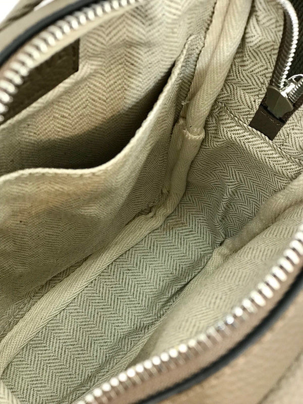 Ziva's Charm handbag – detail view (18cm*14cm*4.5cm)