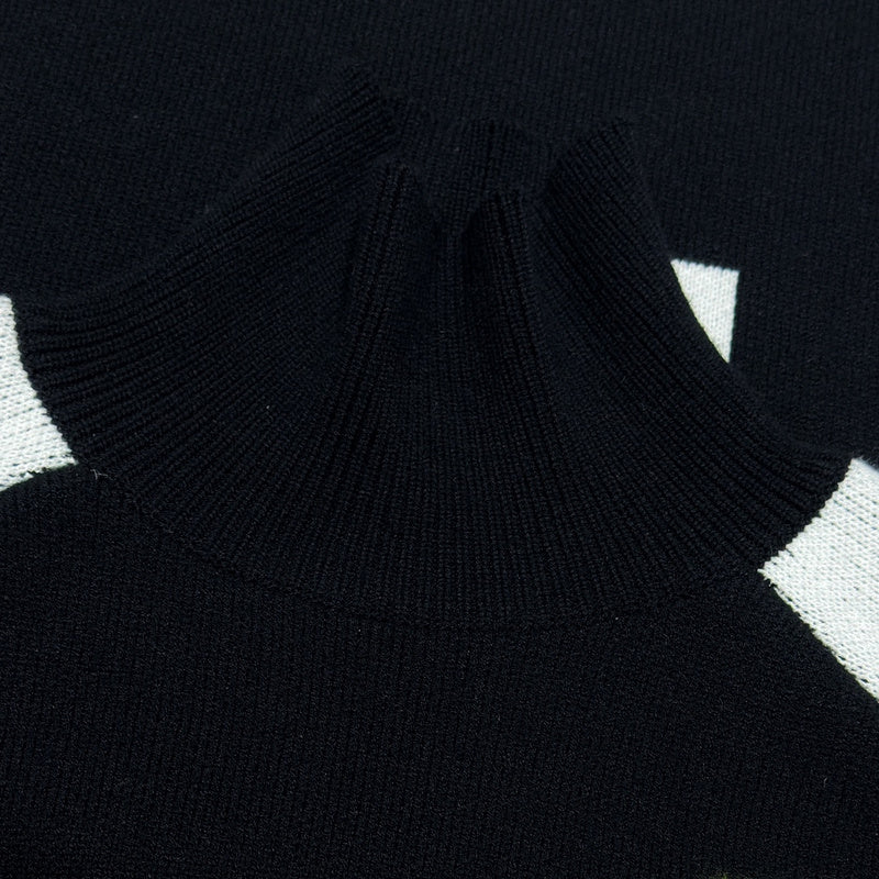 Texture and finish detail of Balenciaga luxury piece style No.131