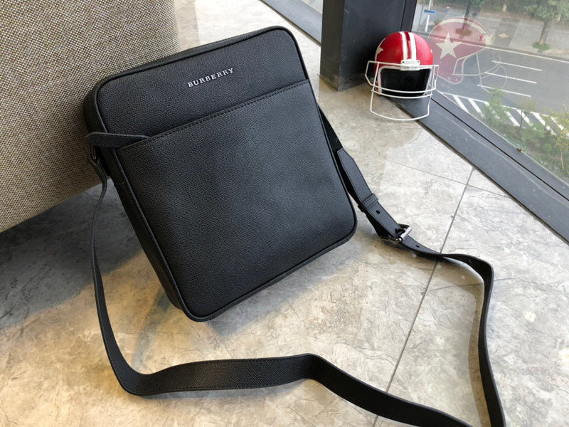 Ziva's Charm handbag – side angle view (one versatile size)