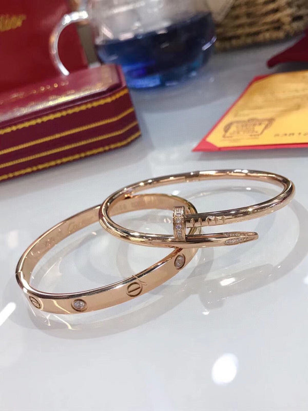 Front view of Cartier unisex jewelry piece