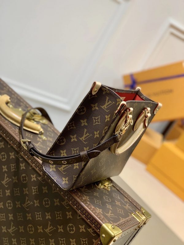 Close-up detail of modern elevated women's handbag – women's premium purse