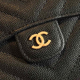 Zivas Charm Everyday Sophistication Everyday Handbag (Contemporary Shape Language) – Close-Up Detail