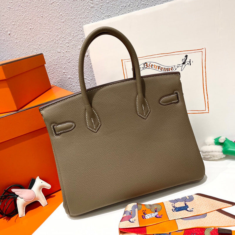 Interior view of modernist premium bag