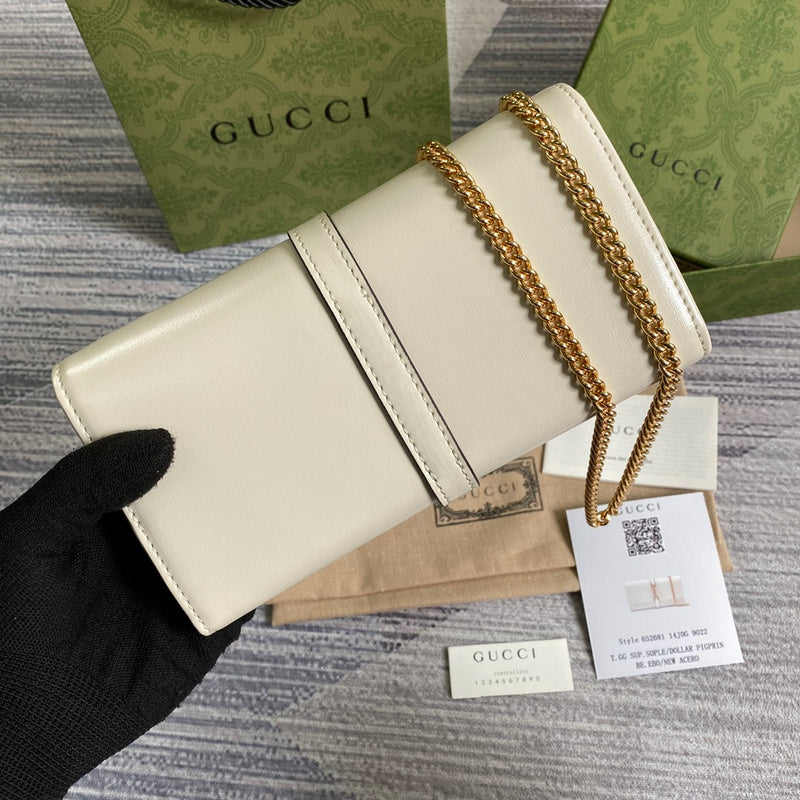 Front view of chic classic women's handbag – women's luxury handbag