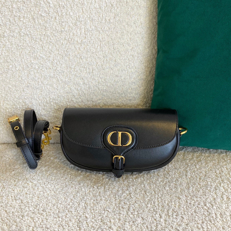 Front view of premium sleek women's handbag – women's luxury accessory