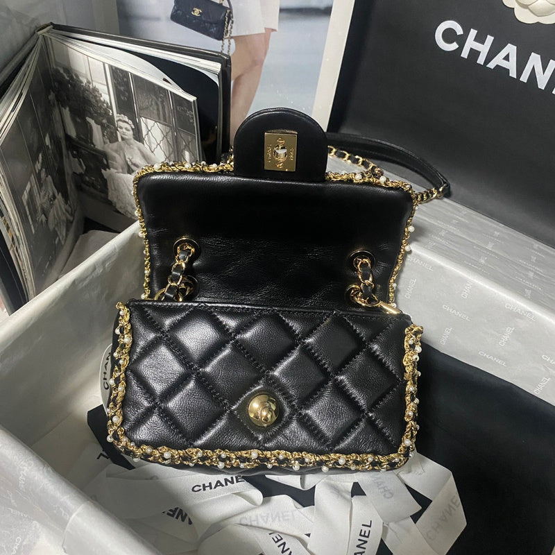 Ziva's Charm handbag – side angle view (one versatile size)