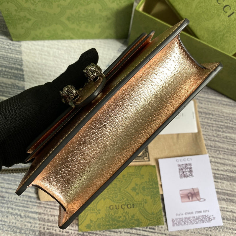 Side profile of structured signature women's handbag – women's everyday handbag