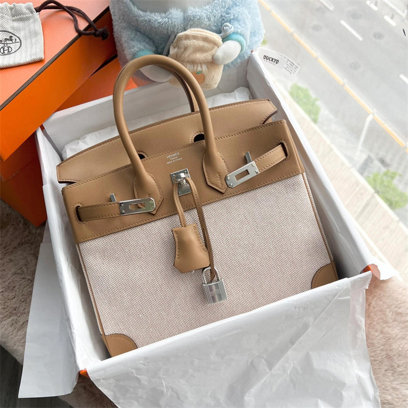 Refined handbag styled for everyday wear