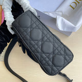 Handle and strap detail of elevated statement women's handbag – women's luxury handbag