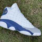 Nike Men's & Women's Premium Low-Top Trainers — Style 229 angle view