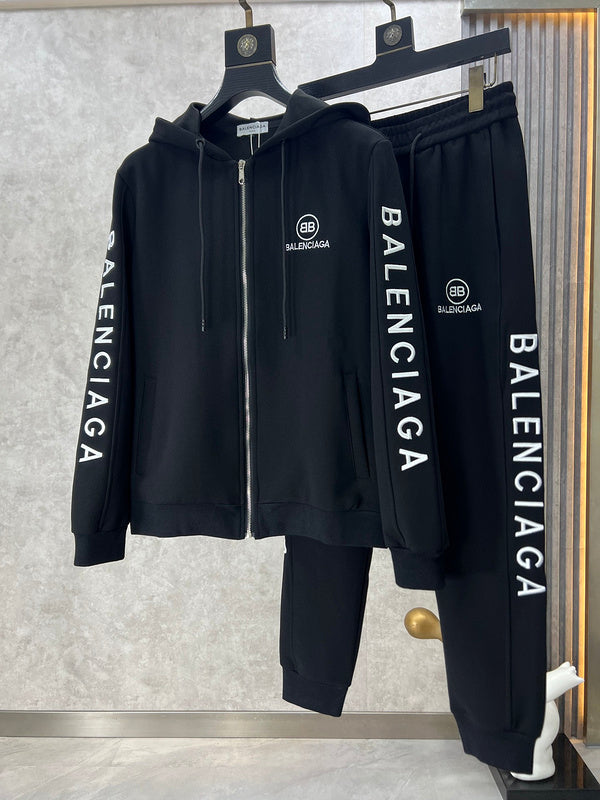 Side profile view of Balenciaga luxury piece style No.120