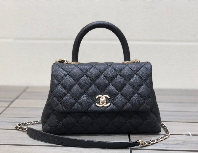  women's handbag, mid design, view 1