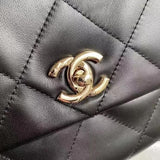 Zivas Charm Timeless Appeal Fashion Handbag (Elevated Daily Companion) – Close-Up Detail