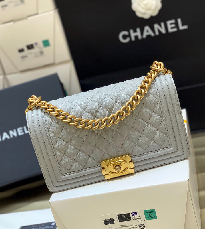  versatile purse view 1