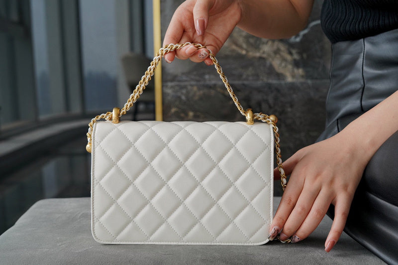  mid purse view 9