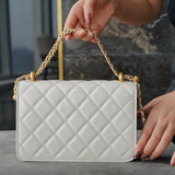  mid purse view 9