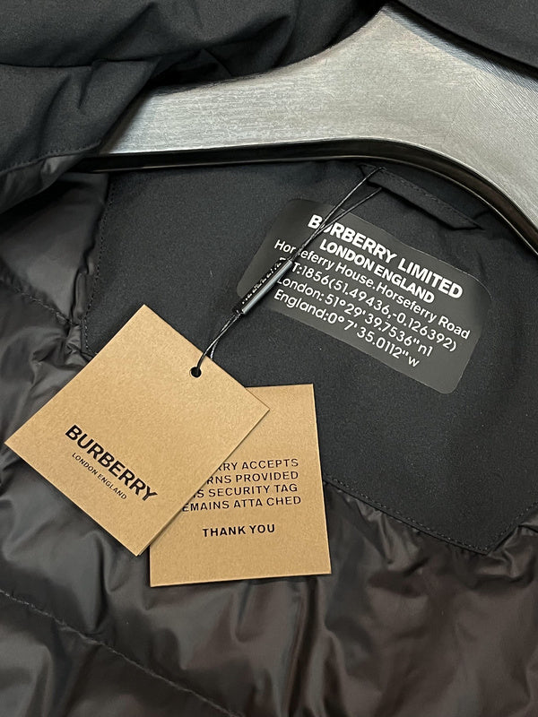 Side profile view of Burberry luxury piece style No.309