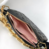  classic everyday bag detail view showing craftsmanship 14