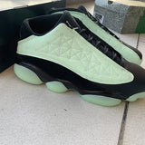 Nike Men's & Women's Designer Lifestyle Shoes — Style 224 close-up view