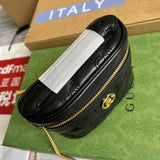 Interior view of everyday-luxe modern women's handbag – women's statement bag