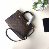 Side profile of everyday-luxe premium women's handbag – women's luxury handbag