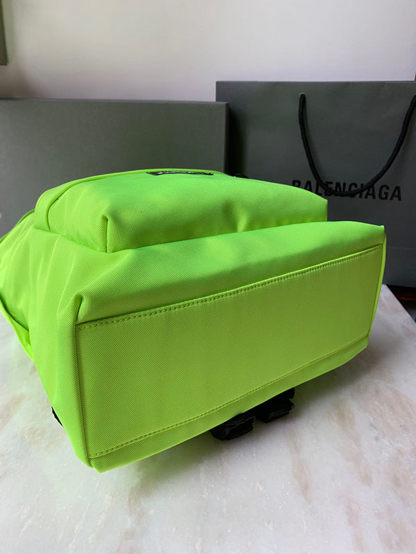 Effortless Faux Leather Handbag - Smooth Faux-Leather Exterior | Women's Luxury Handbag #144 - back view (image 4) of designer-inspired handbag