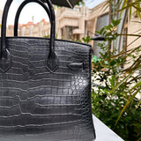  refined everyday bag detail view showing craftsmanship 8