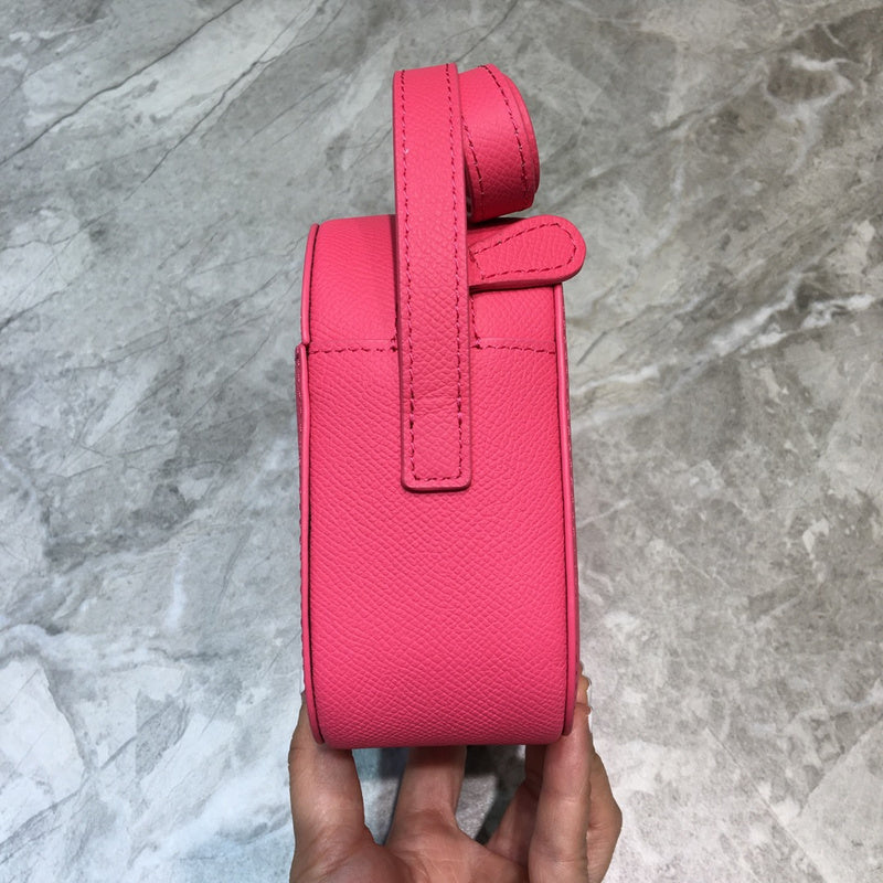 Chic Faux Leather Handbag - Versatile Everyday Design | Women's Designer-Inspired Purse #804 - back view (image 4) of designer-inspired handbag