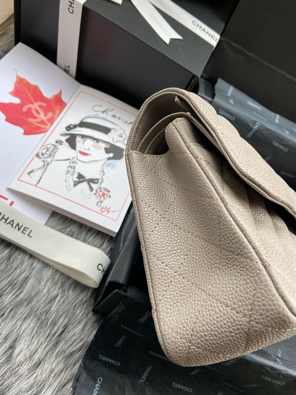 Zivas Charm Refined Everyday Style Designer Handbag (Contemporary Shape Language) – Styled Look