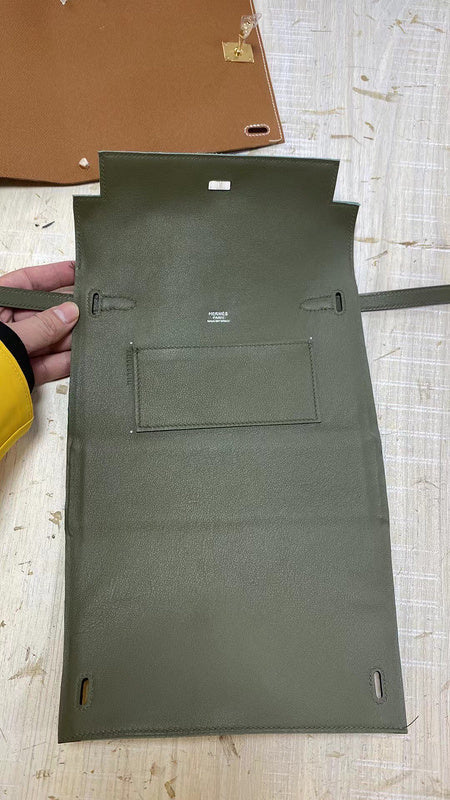 Interior view of balanced premium bag