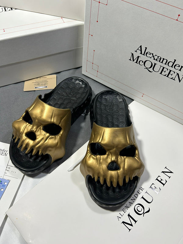 Alexander McQueen Camel Classic Ballet Flats - Toe Detail View