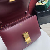 Handle and strap detail of sleek everyday-luxe women's handbag – women's luxury handbag