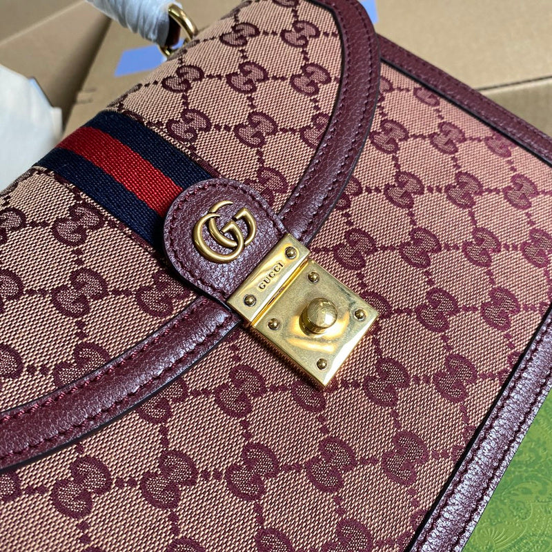 Close-up detail of statement refined women's handbag – women's everyday handbag