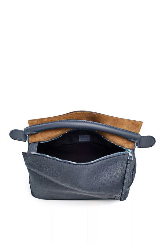 Ziva's Charm handbag – detail view (36.5cm*19cm*23cm)
