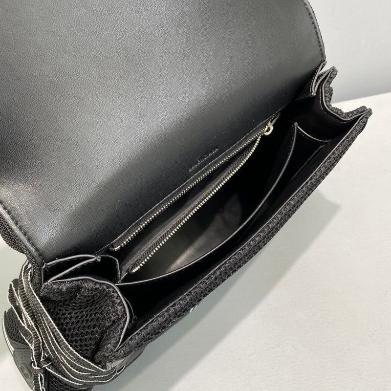 Zivas Charm Refined Structure Statement Handbag (Polished Everyday Piece) – Full Silhouette