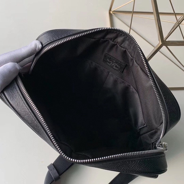 Handle and strap detail of sleek elevated women's handbag – women's designer-style accessory