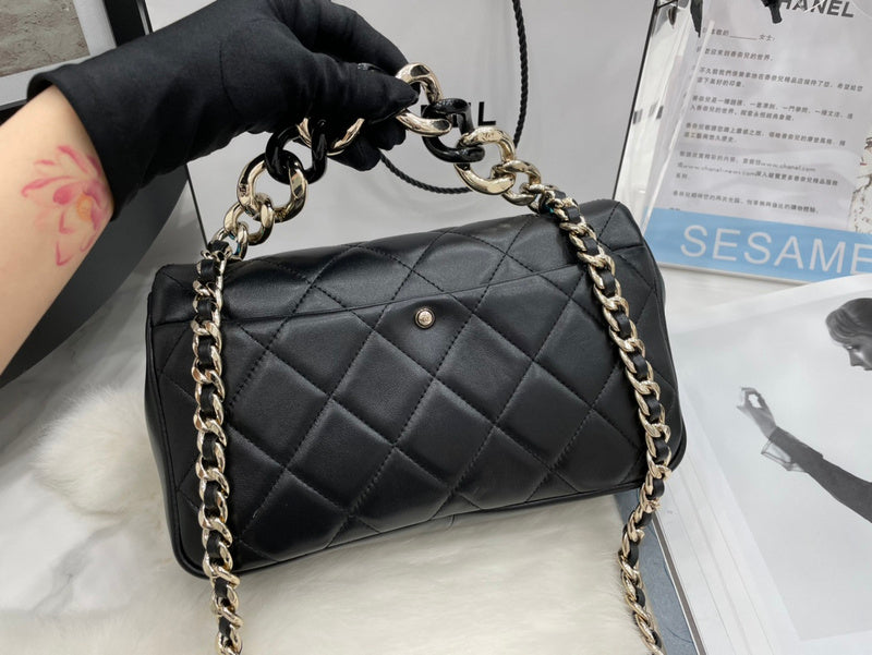  mid purse view 10