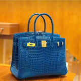Streamlined bag women's premium everyday handbag