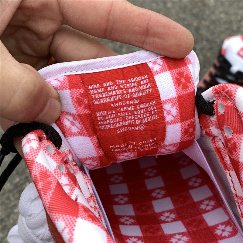 Nike Men's & Women's Designer Lifestyle Shoes — Style 200 detail view