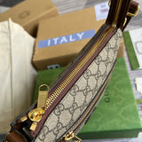Side profile of chic premium women's handbag – women's luxury accessory