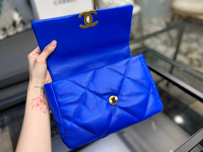  handbag, mid everyday style, image 10