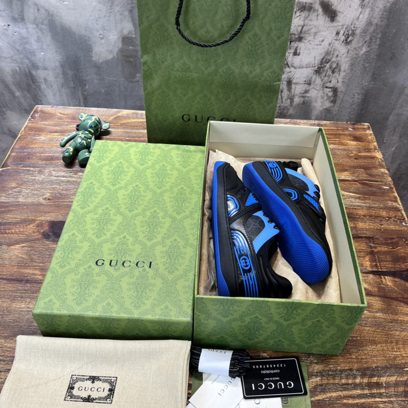 Gucci classic monochrome luxury sneakers view 9 retro runner design