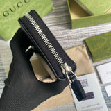 Side profile of modern polished women's handbag – women's luxury handbag
