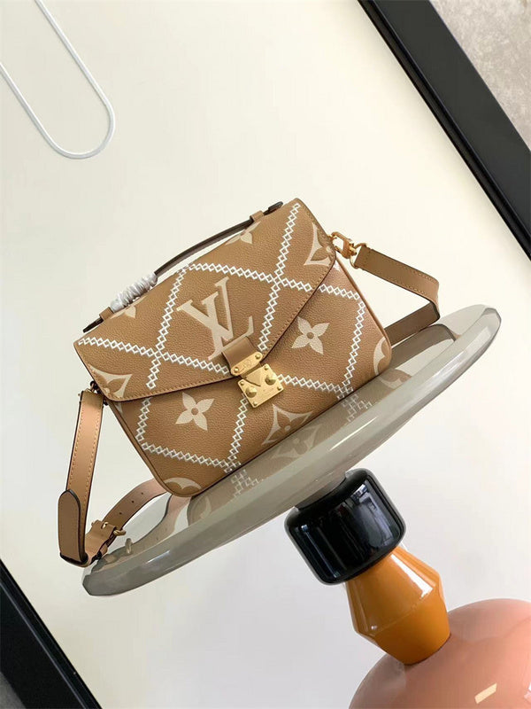 signature satchel detail view showing craftsmanship 14