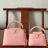  shoulder bag interior and compartment view