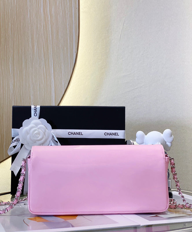  handbag, mid everyday style, image 4