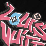 Full styled look of Louis Vuitton cotton t-shirt with logo-detail design