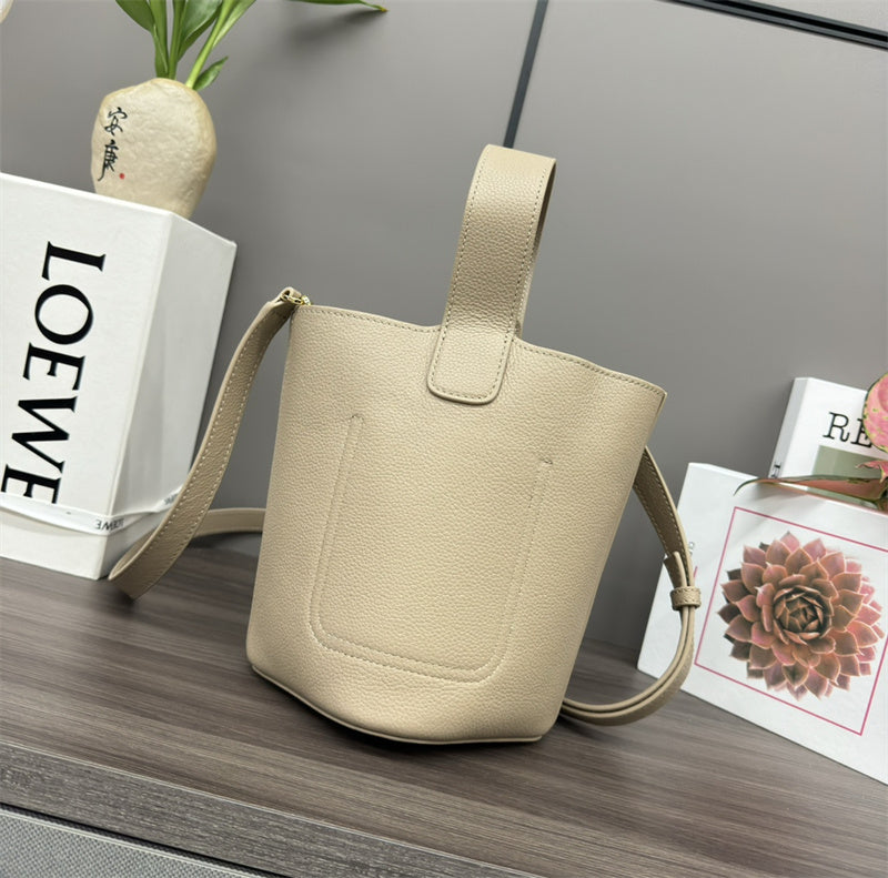 Ziva's Charm handbag – styled view (16cm*16cm*19.5cm)
