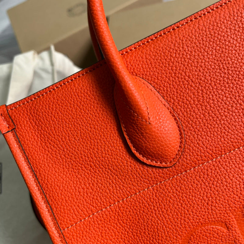 Back view of classic polished women's handbag – women's premium purse