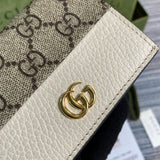Side profile of signature chic women's handbag – women's statement bag